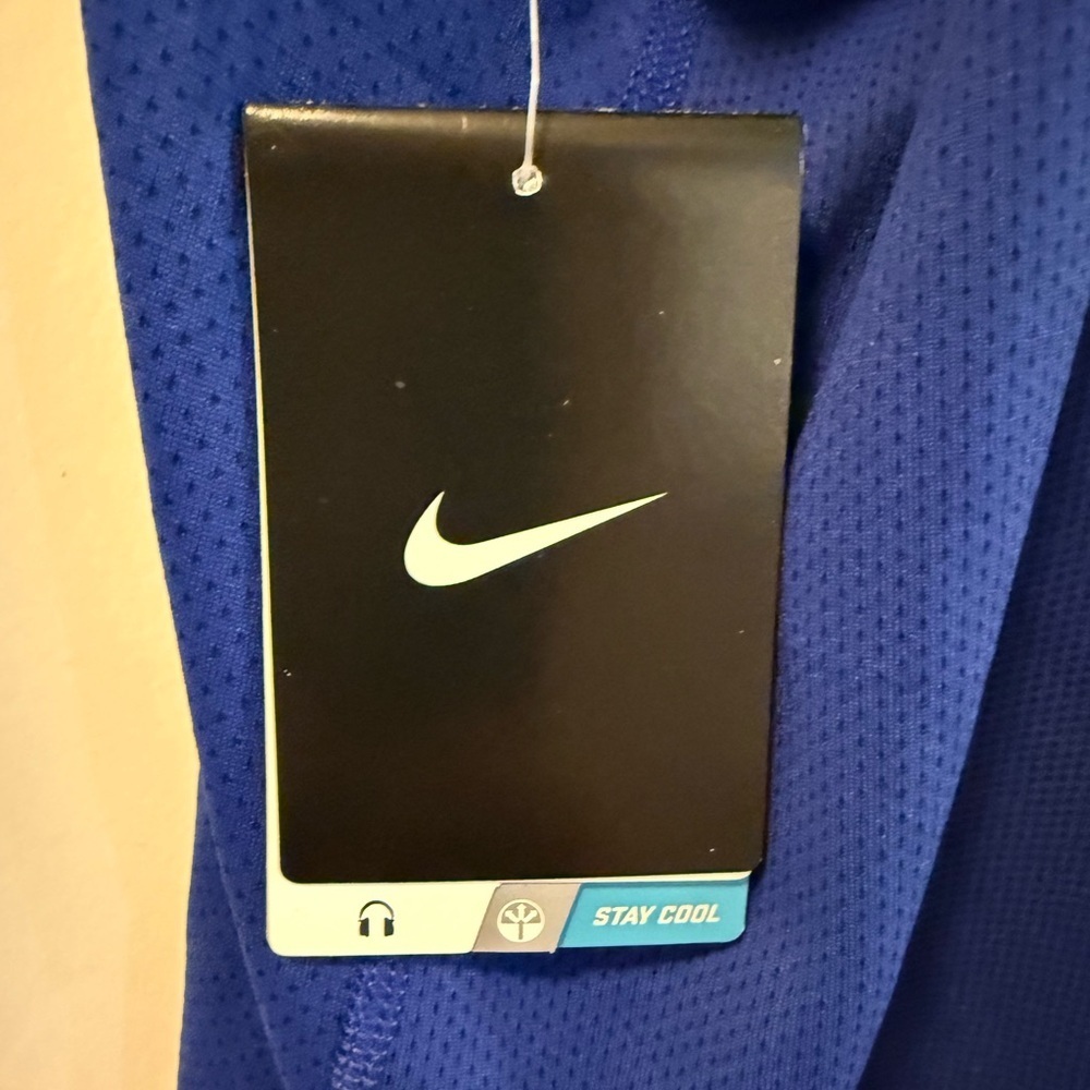 NWT Nike Women's Blue Tank Top, Size S - Picture 8 of 8